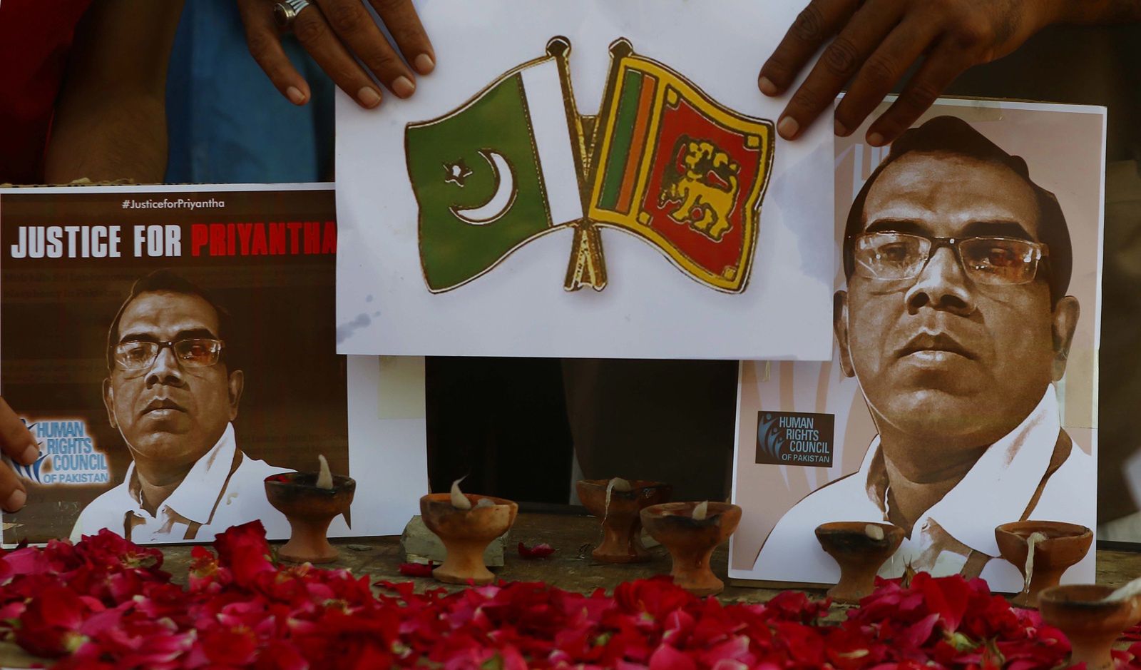 "Dzień wstydu dla Pakistanu". 900 osób mordowało dyrektora fabryki