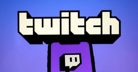 Twitch wstrzymuje płatności dla streamerów z Rosji