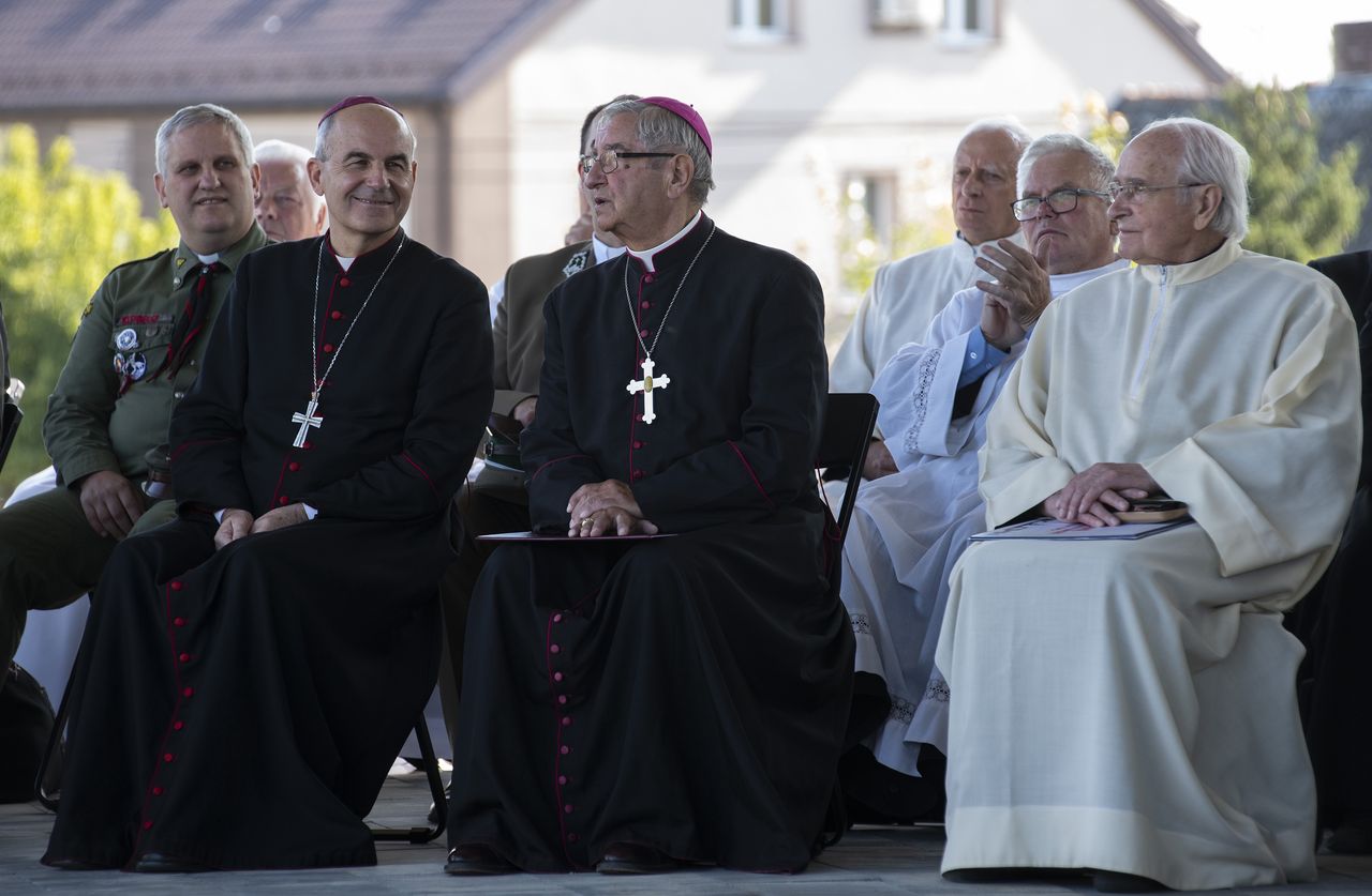 Pedofilia w kościele. Watykan prowadzi proces w sprawie tuszowania pedofilii przez abp. Leszka Sławoja Głódzia