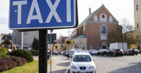 18 zł za trzaśnięcie drzwiami. Rachunek wywołał oburzenie