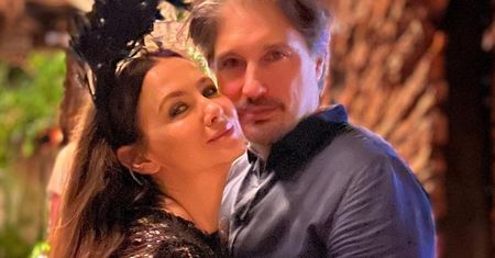 Kinga Rusin w obcisłej sukience wita nowy rok w Ameryce Środkowej i wyznaje: "Ostatnie miesiące były dla mnie TRUDNE" (FOTO)