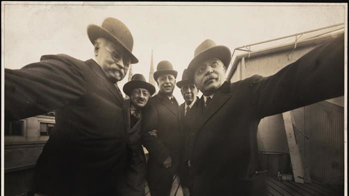 Canon zachęca: bądź #selfieless, zrezygnuj z kolejnego autoportretu i pomóż drugim 1