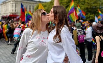 Dziennikarka TVN24 z żoną. Tak się bawiły na Paradzie Równości