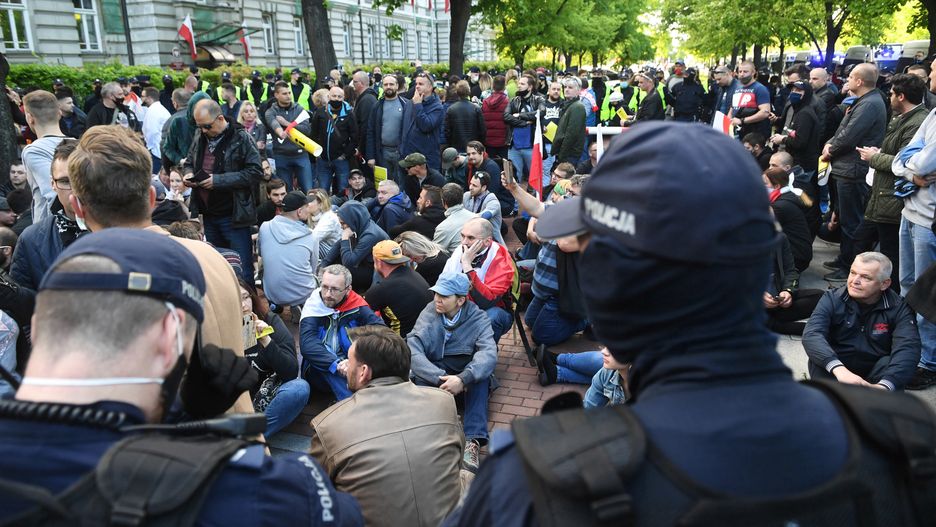 Strajk przedsiębiorców zakończył się przed Kancelarią Prezesa Rady Ministrów