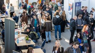 Targi Pracy i Kariery Your Future 2026 na Politechnice Bydgoskiej. 20. edycja przyciągnęła tłumy