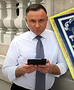 "Nie pytają cię o imię, walczą z ostrym cieniem mgły" - o co chodzi?