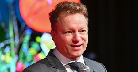 Maciej Stuhr zabrał DOROSŁĄ CÓRKĘ do radia. Niedaleko pada jabłko od jabłoni?(FOTO)
