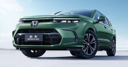 CR-V z inną twarzą. Honda pokazała model Breeze