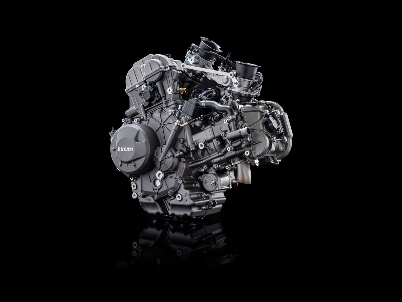 Company unveils lightest two-cylinder engine for top performance