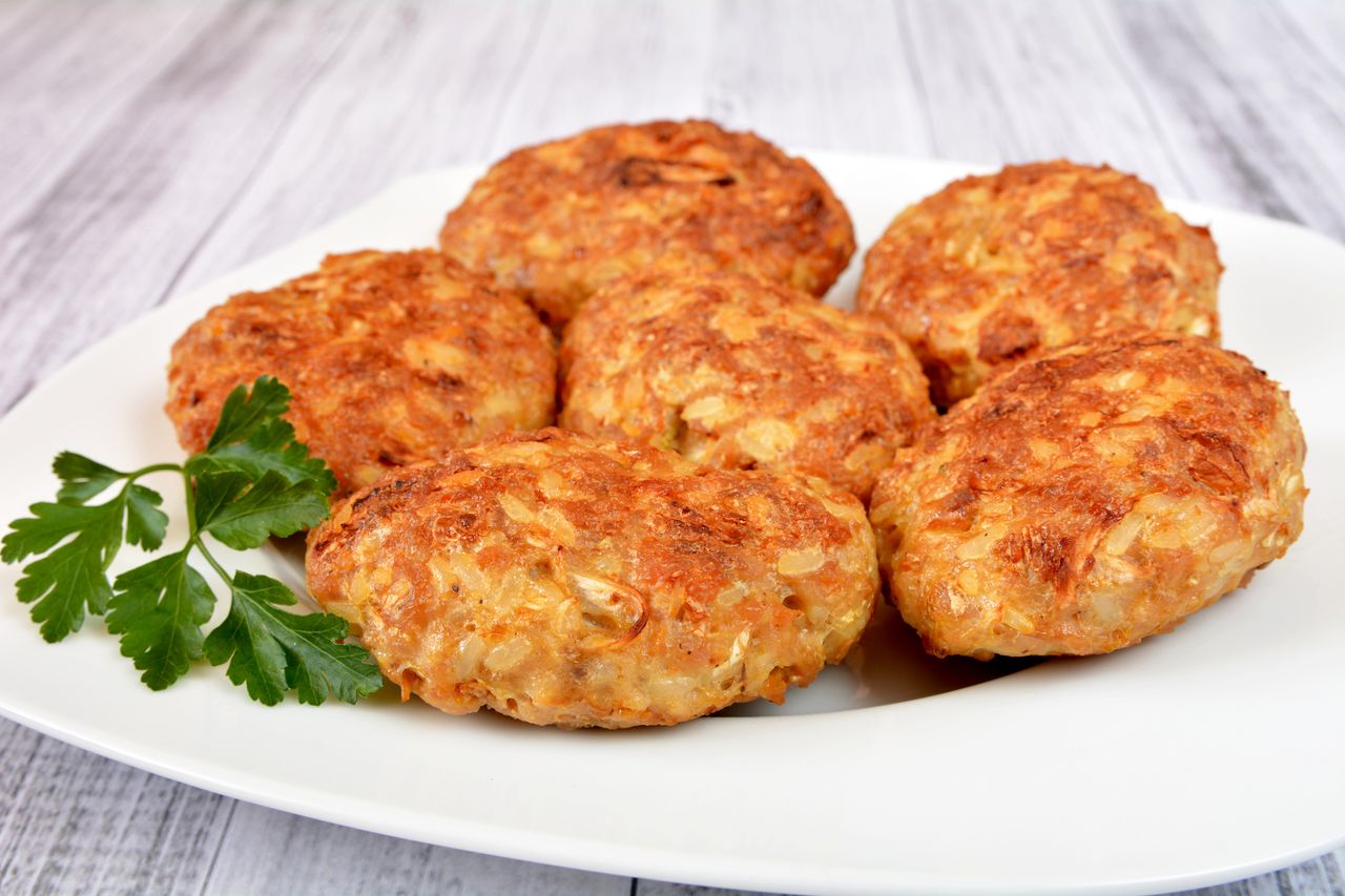 Courgette-infused meat patties: A summer twist on a classic dish