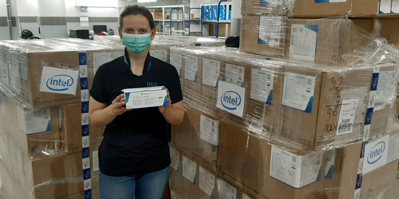 Intel pomaga lekarzom w Trójmieście. Maseczki i serwery usprawnią walkę z koronawirusem - Intel pomaga szpitalom w Gdańsku. Nie zapomniał też o szkołach (fot. Uniwersyteckie Centrum Kliniczne @ Facebook)