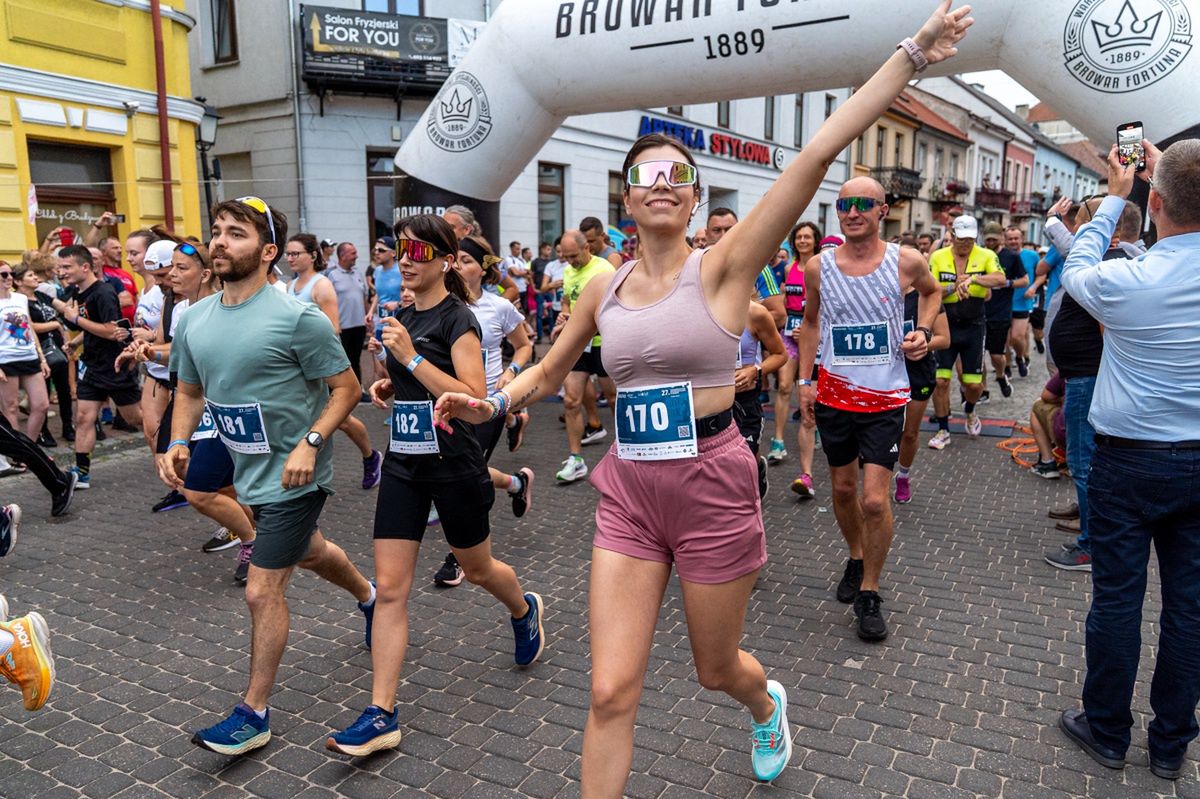 Konin: Niemal pękła granica 30 minut. Ponad 400 uczestników Biegu Milowego Słupa