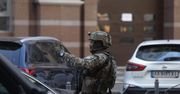 Ukraina. Mężczyzna groził detonacją granatu w siedzibie rządu. Budynek ewakuowano