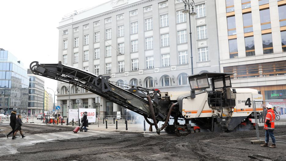 Warszawa. Prace budowlane w okolicy Placu pięciu rogów