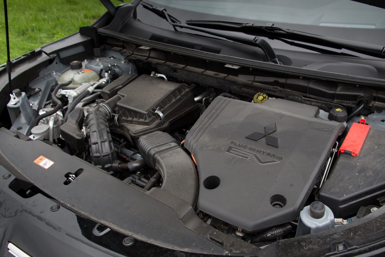 Mitsubishi Outlander PHEV