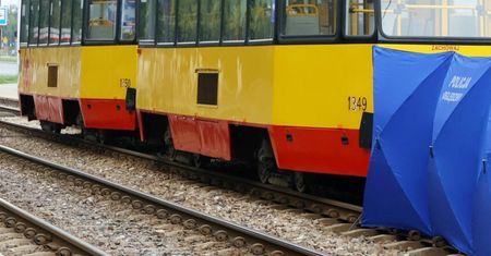 Tragedia w Warszawie. Potrącił mężczyznę, pojechał dalej