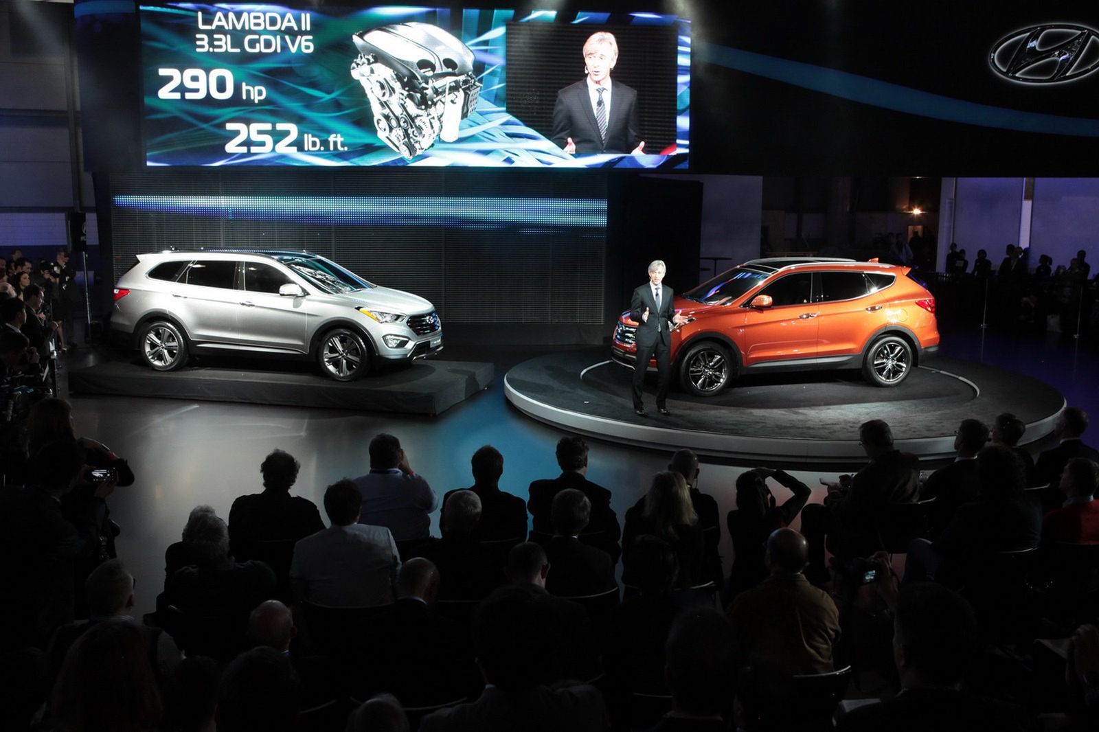 2013 Hyundai Santa Fe i Santa Fe Sport (fot. carscoop)