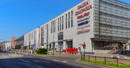 Koronawirus w Polsce. Otwierają się galerie handlowe. Na jakich zasadach?