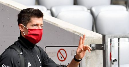 Liga Mistrzów. Robert Lewandowski z Pucharem Europy. Gratulacje złożył nawet sanepid
