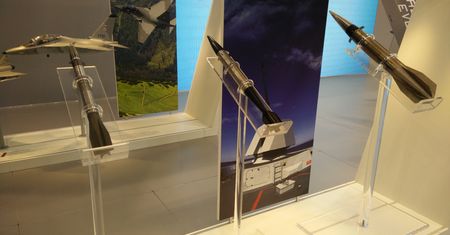 Eksperymentalne pociski Vulcano 155 dla Ukrainy. Dostarczyły je Niemcy