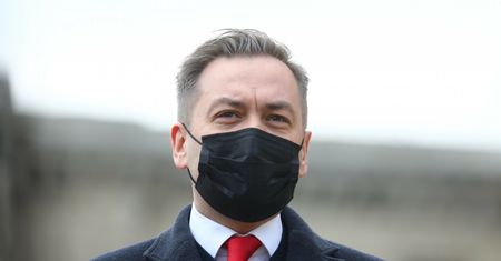 Wiosna Biedronia z problemami. PKW dopatrzyła się "naruszeń"