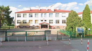 "Usłyszałem krzyk". Dyrektor szkoły o ataku nożownika