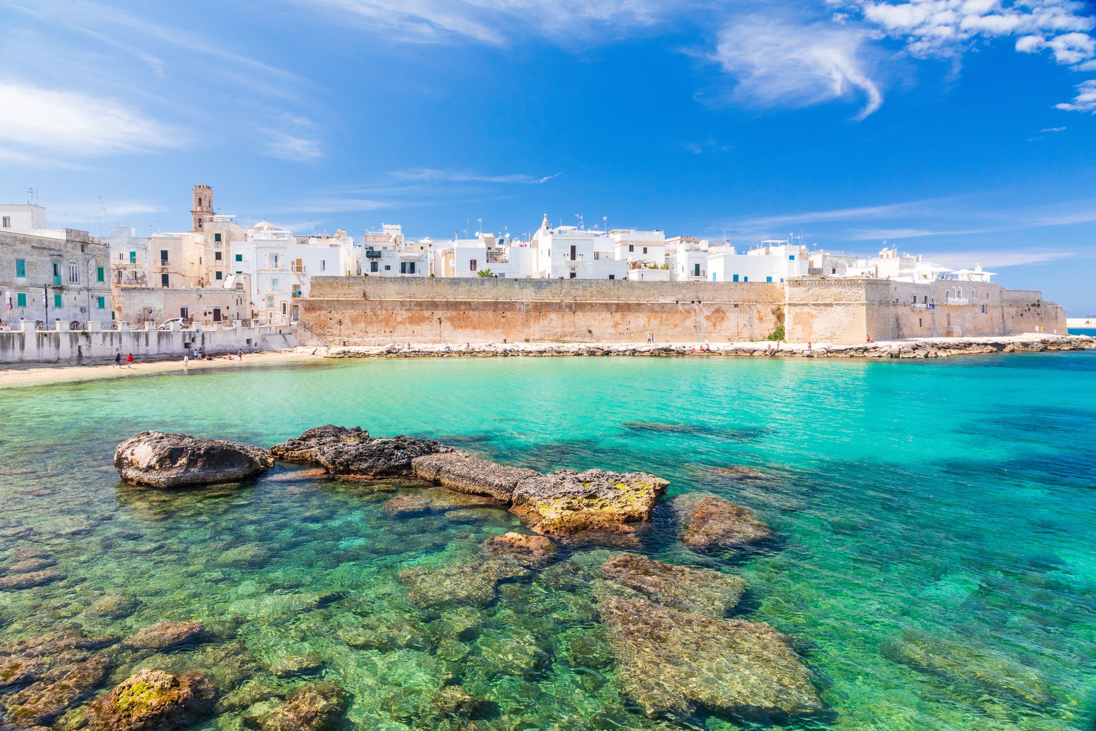 Monopoli w Apulii kusi nie tylko kolorem wody