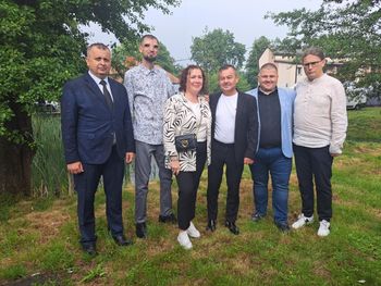 Fałków: W niedzielę wielu gości, wśród nich właściciel Korony Kielce