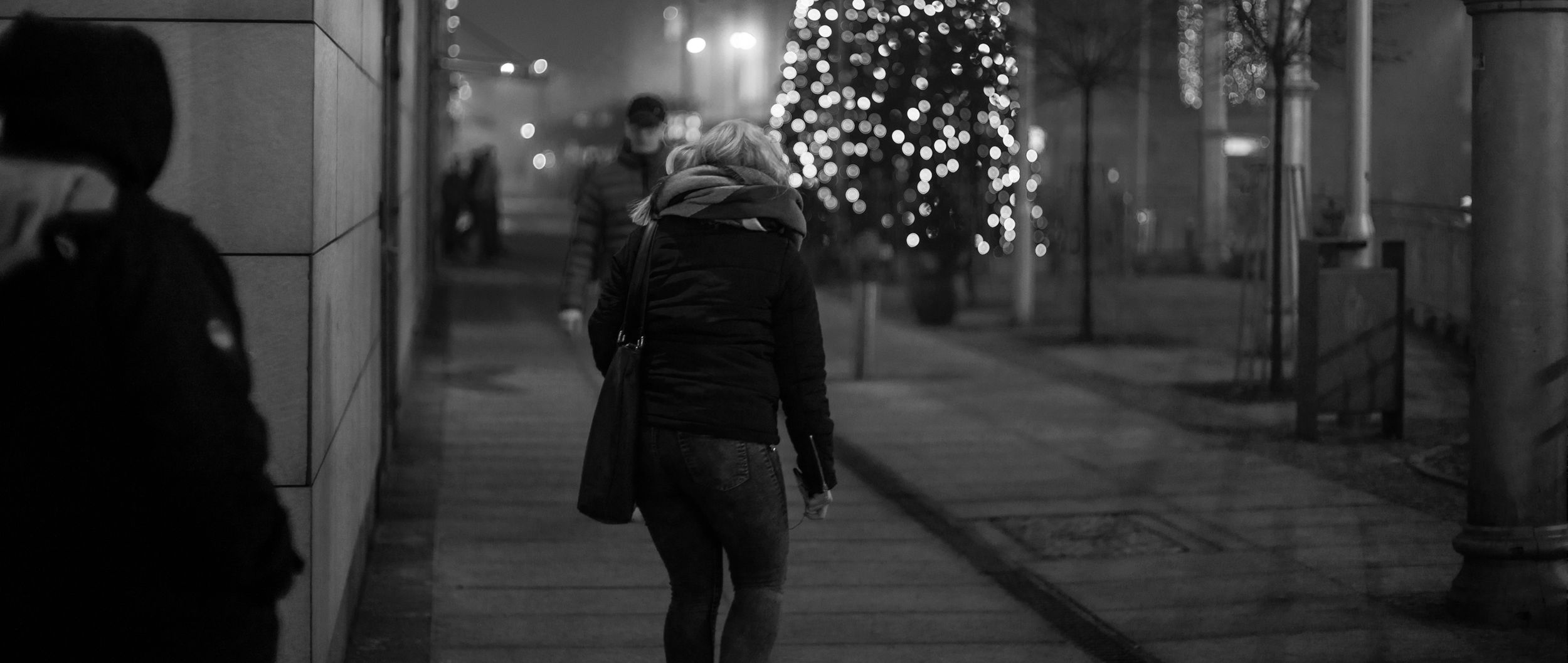 Voigtländer VM 50 mm f/1.1 Nokton - bardzo jasna pięćdziesiątka, która kreuje własną rzeczywistość [test] 58