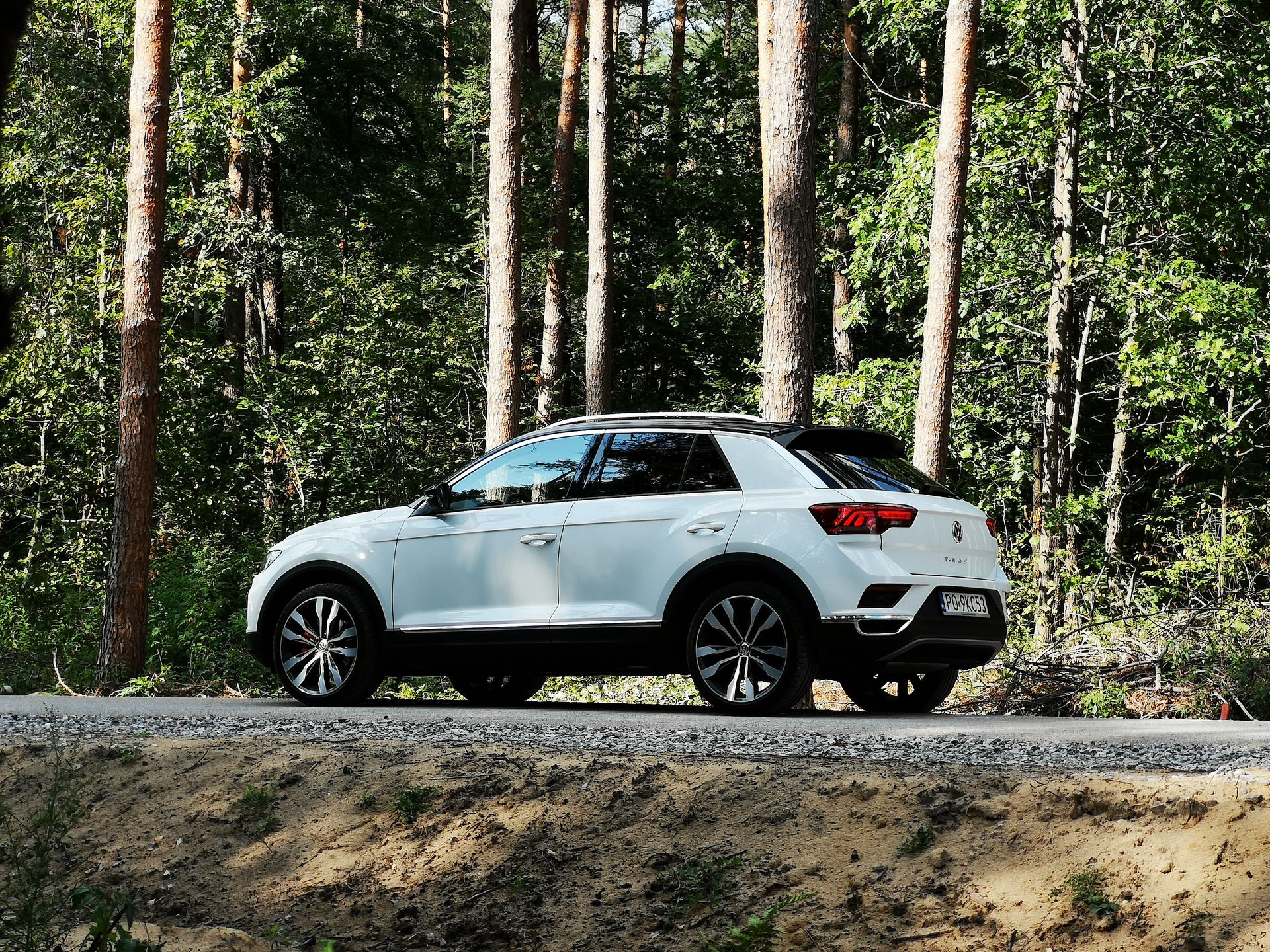 Volkswagen T-Roc: System audio Beats i asystent wyjazdu z miejsca parkingowego 16
