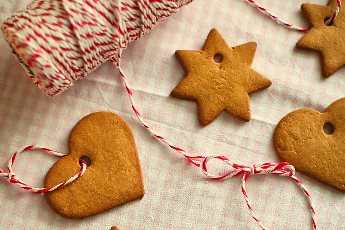 Na choinkę nie mogą być miękkie. Robię z tego przepisu i nie spadają na podłogę
