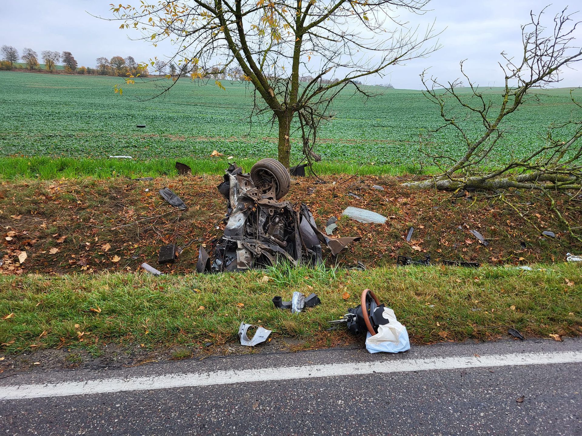 Wypadek na dk 63 pod Miłkami 