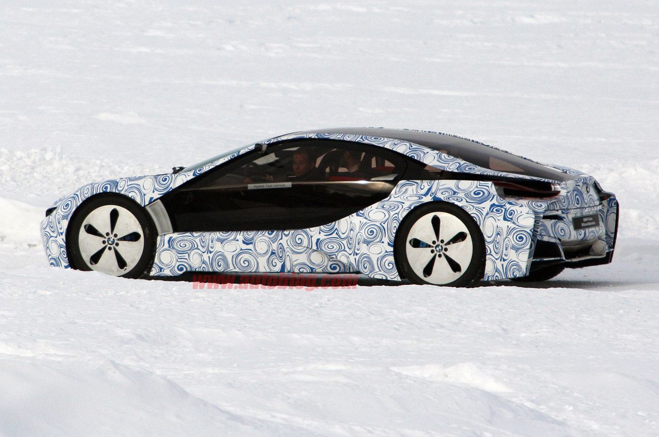 BMW i8 - szpiegowskie