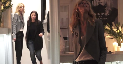Anja Rubik w warszawskim barze