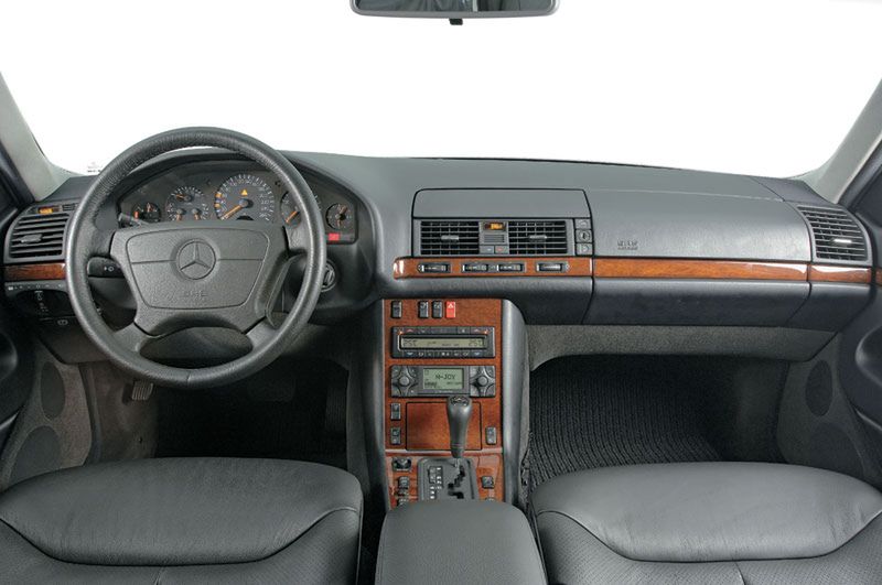Wnętrze Mercedesa Klasy S W140