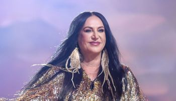 Wzięła udział w kolędowaniu. Tę stylizację trudno przebić