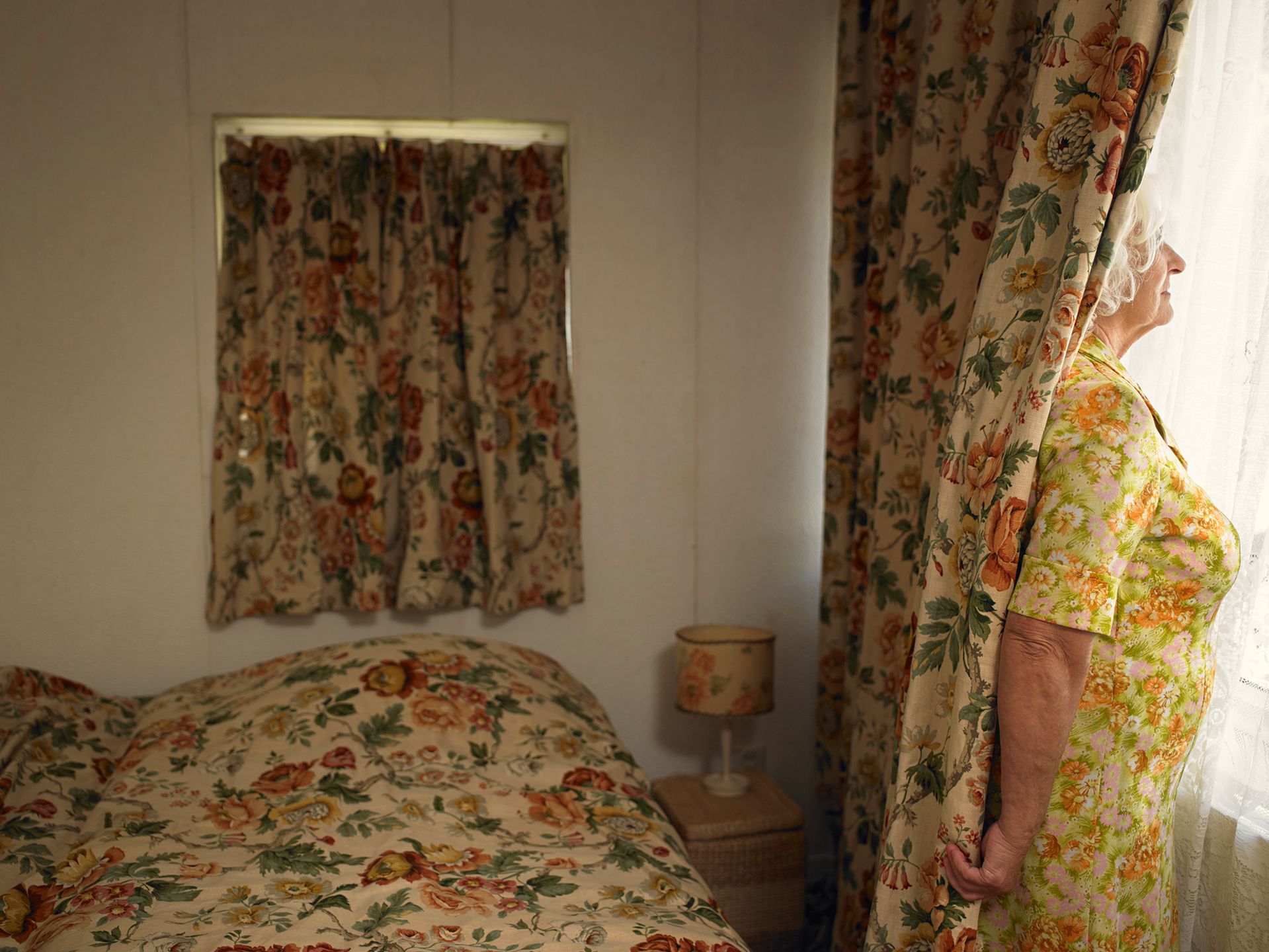 Holenderska fotografka snuje wyobrażenia o idealnym małżeństwie w nietuzinkowym projekcie 9