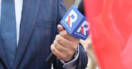 Rząd pod lupą śledczych. Na konferencje Tuska nie wpuszczano TV Republika