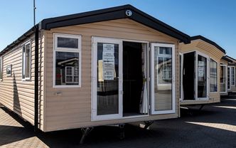 Domy mobilne – czym są, ile kosztują, i czy już na dobre zadomowiły się w świadomości Polaków?