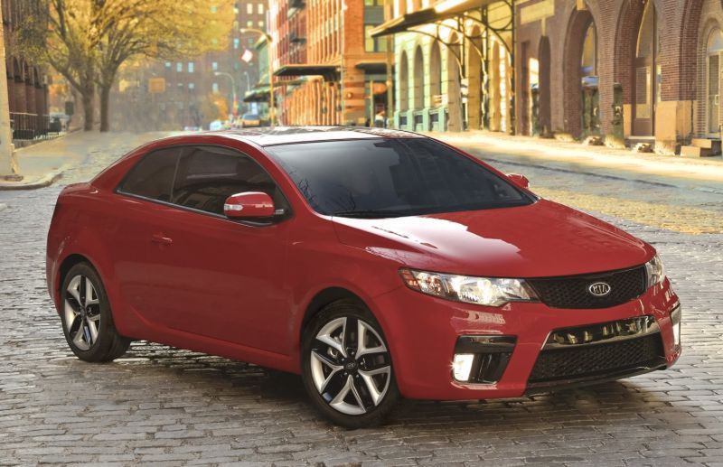 2010-Kia-Forte-Koup-9
