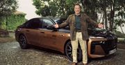 Najpotężniejszy elektryk od BMW spotkał najpotężniejszego aktora