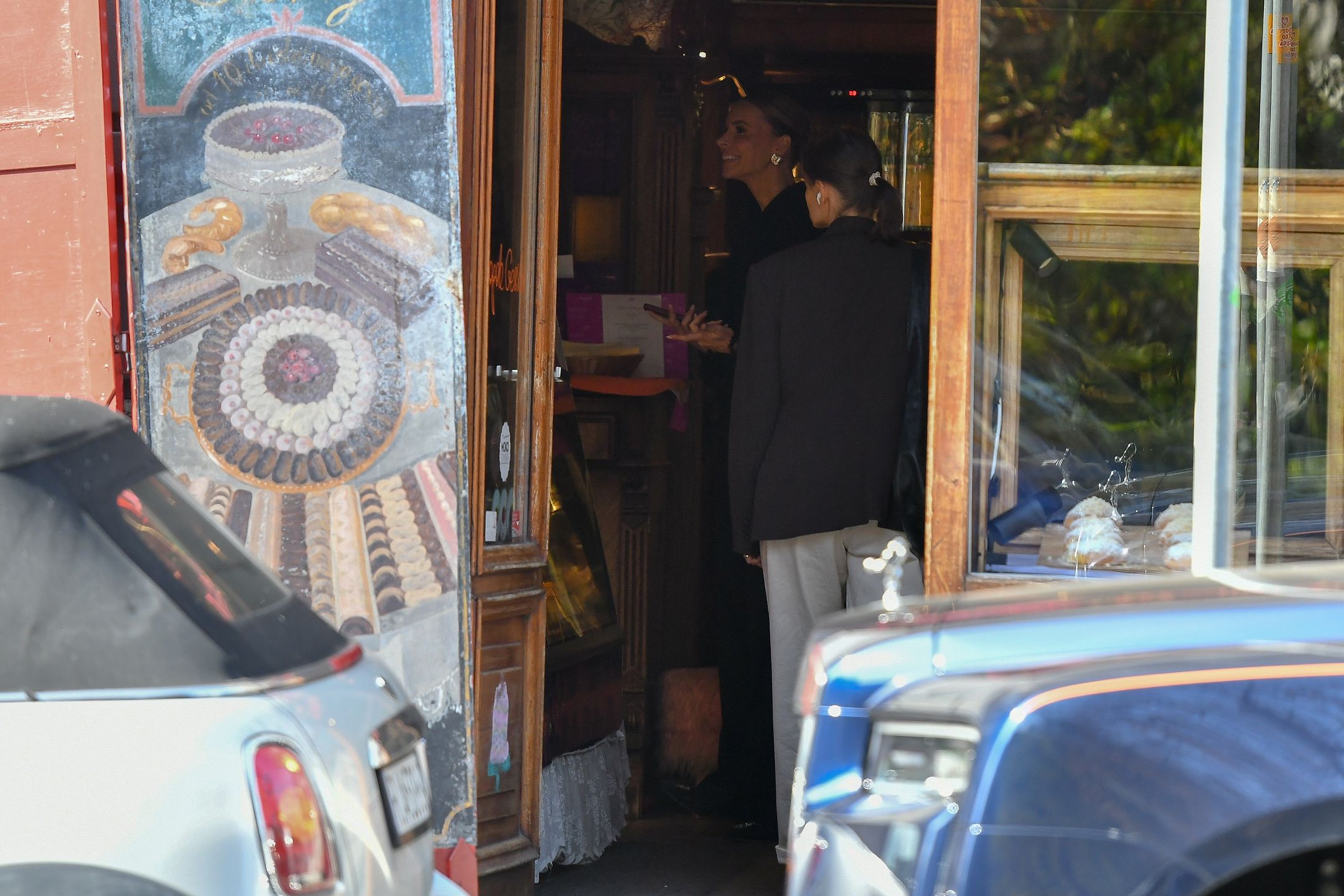 Izabela Janachowska została przywieziona do cukierni