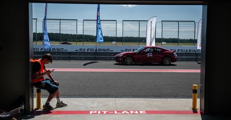 Tanie ściganie w Polsce. Pojechałem w Toyota GR Cup
