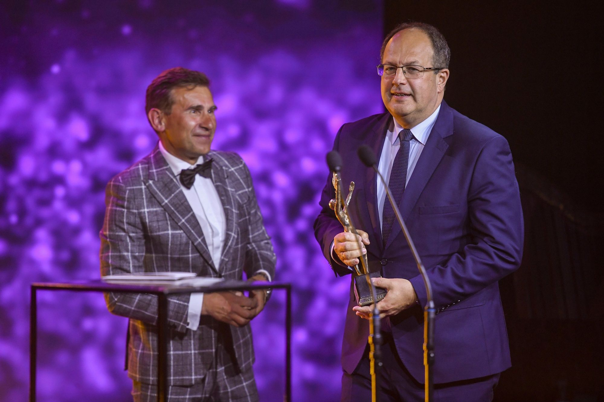 Robert Korzeniowski miał swój moment na Telekamerach. Pokazał się też z młodszą małżonką 