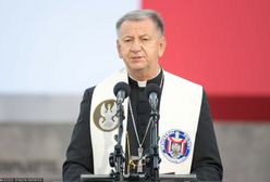 Biskup polowy Guzdek apeluje do mundurowych: "szczepmy się!"