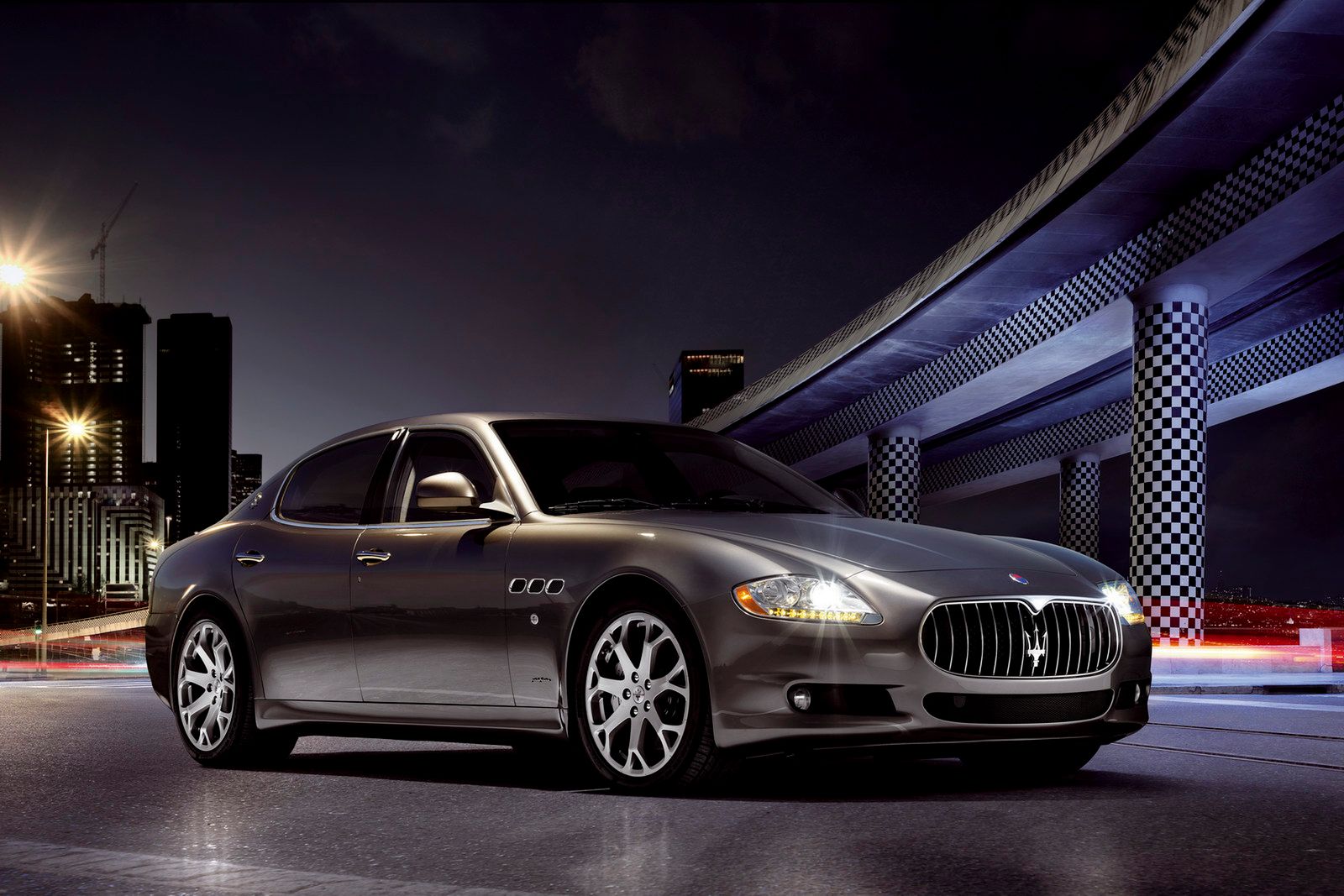 Maserati-Quattroporte