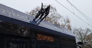 Wrocław: Awaria tramwaju. Złamany pantograf blokuje torowisko