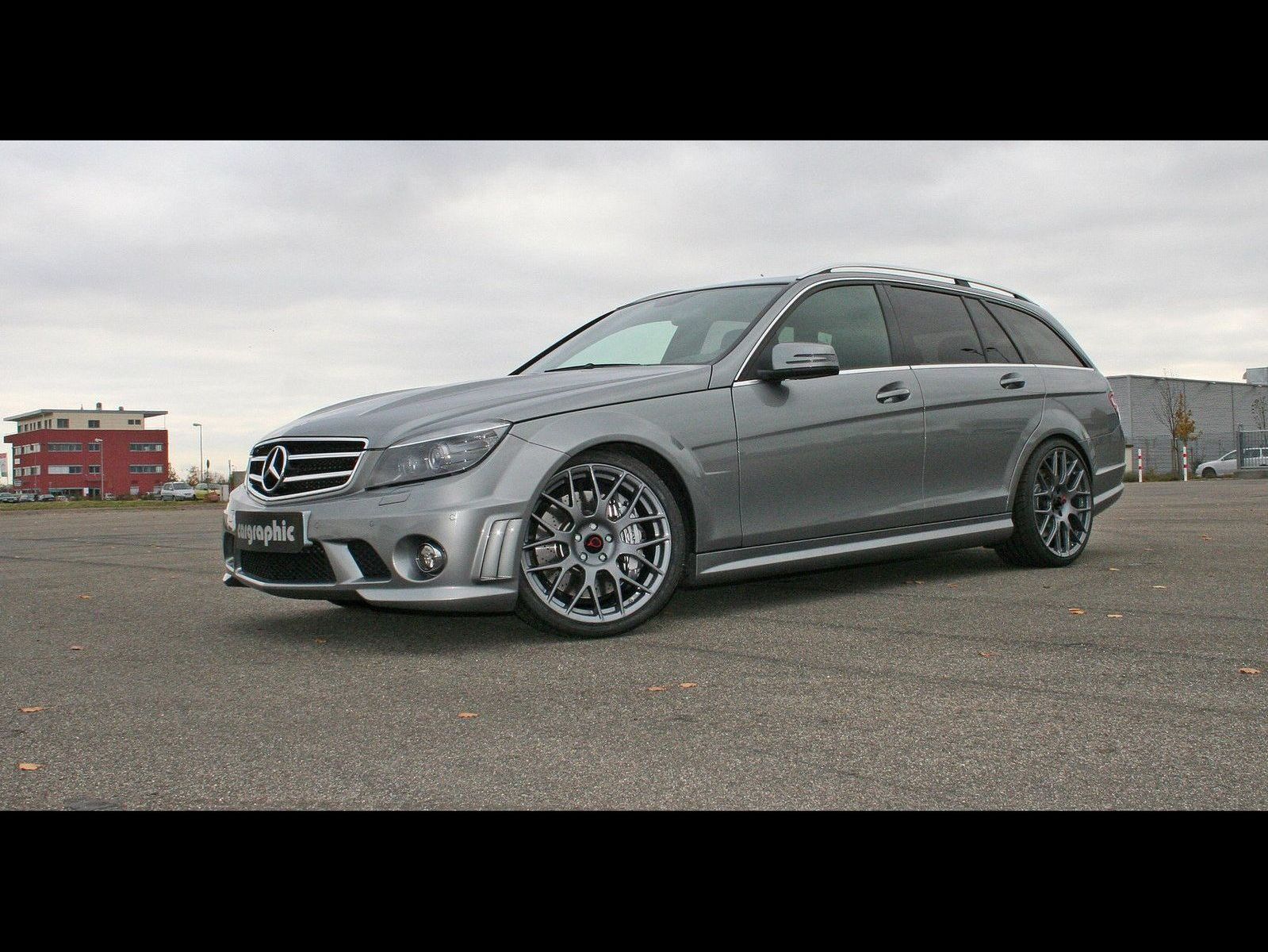 Mercedes-Benz C 63 AMG po tuningu [Galeria] 5