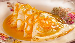 Crêpes Suzette z kwiatami koniczyny