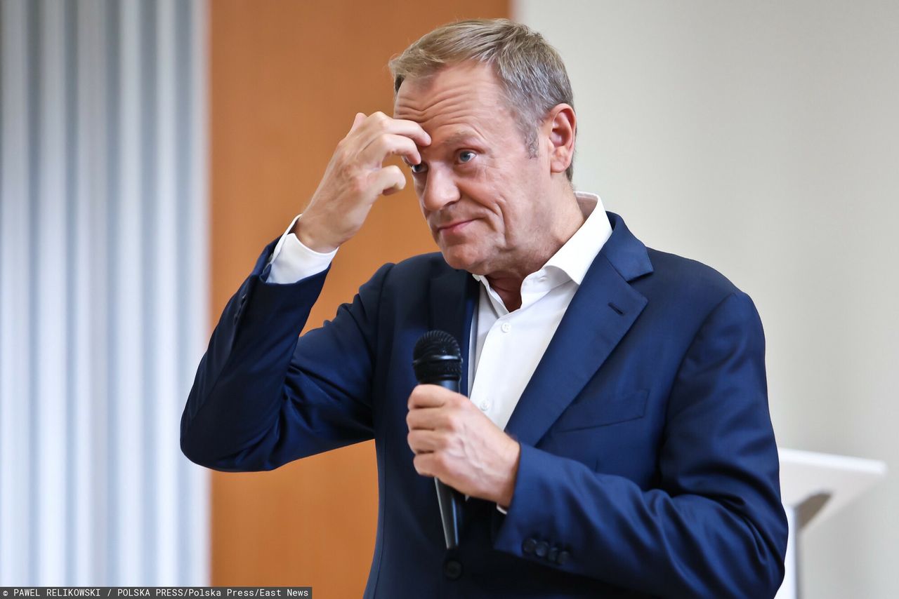 Donald Tusk obiecuje "europejskie standardy mieszkań". Adrian Zandber: to jest pomysł Lewicy